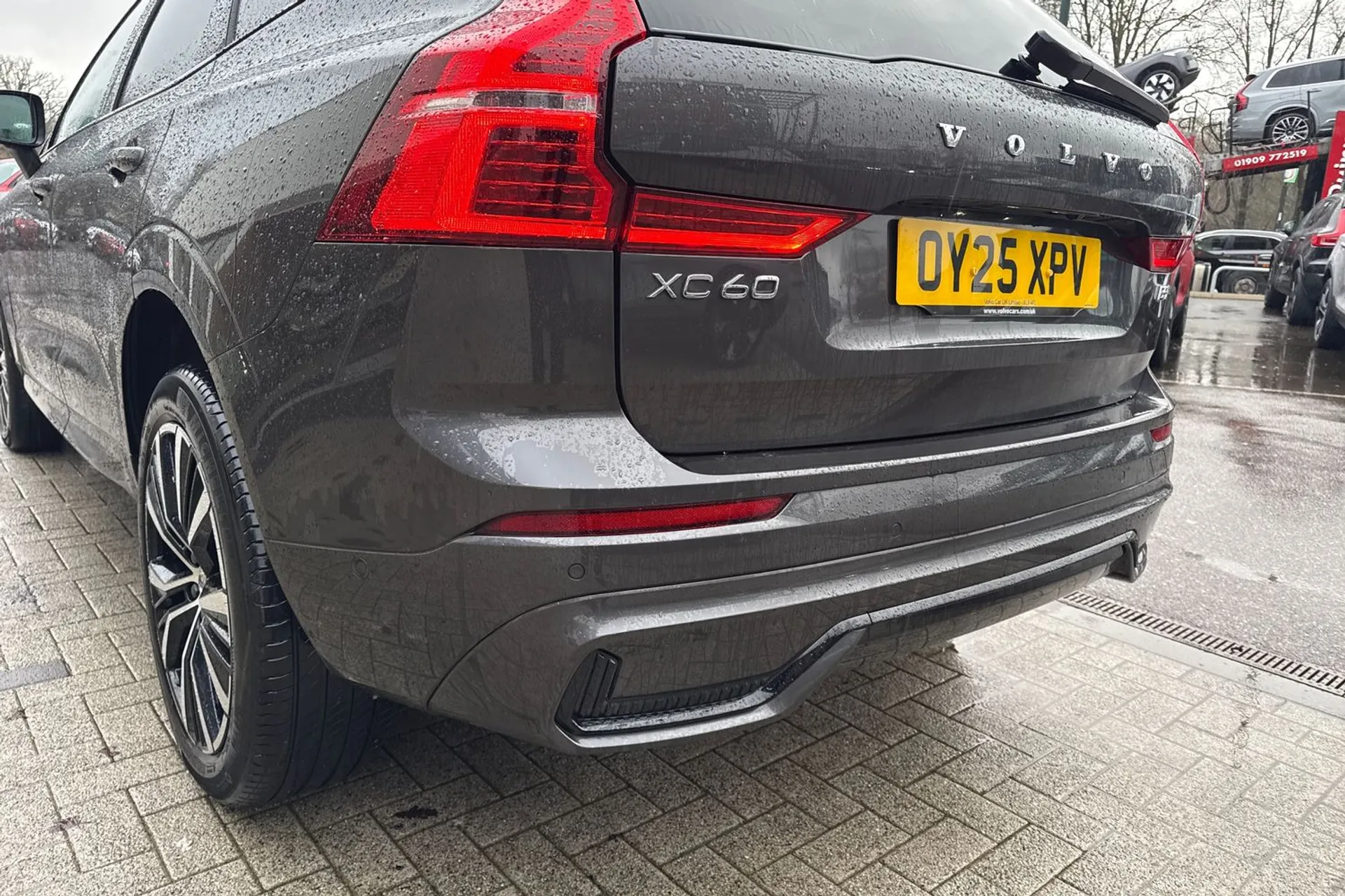 Volvo XC60 thumbnail image number 18