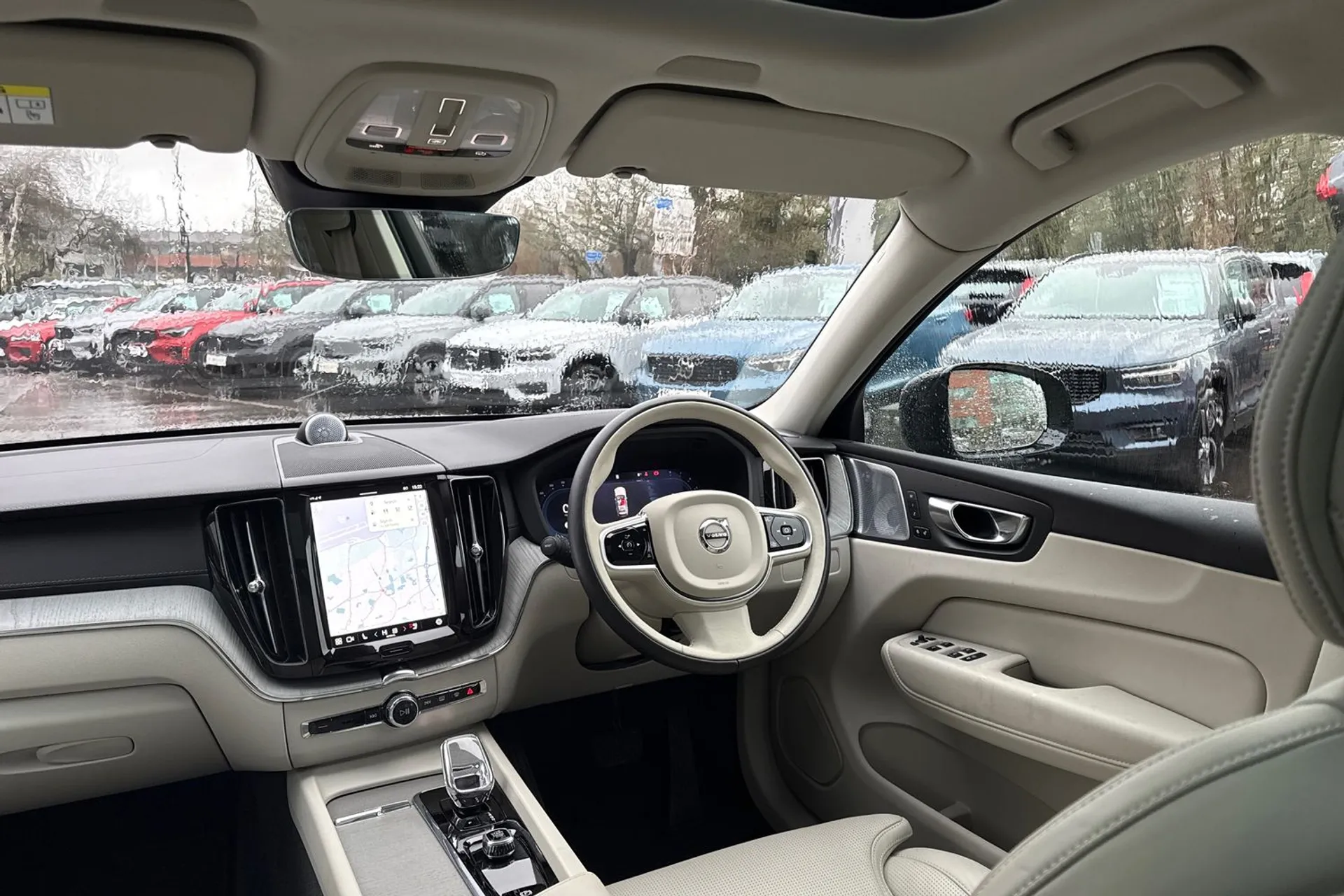 Volvo XC60 thumbnail image number 33