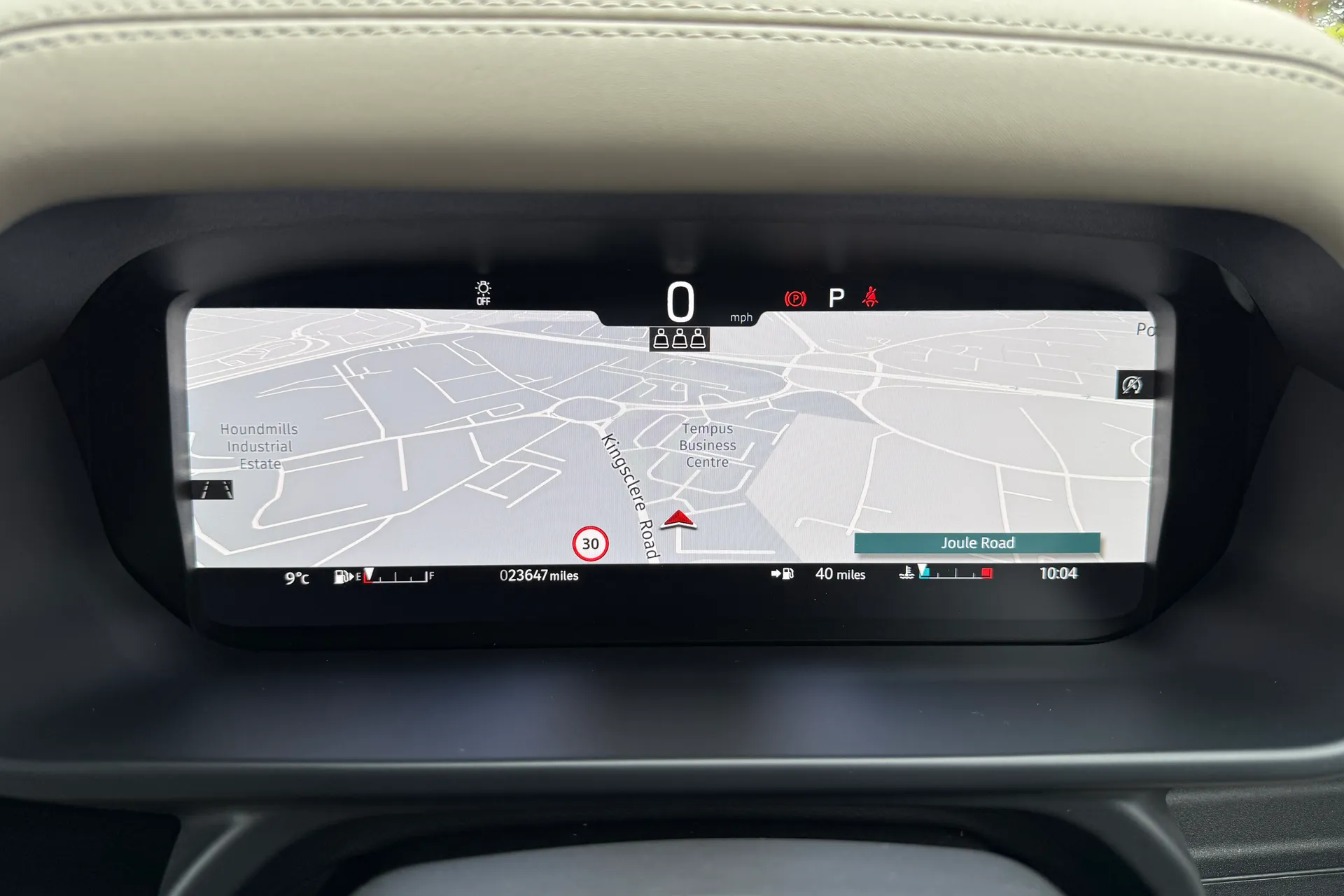 LAND ROVER DEFENDER thumbnail image number 22