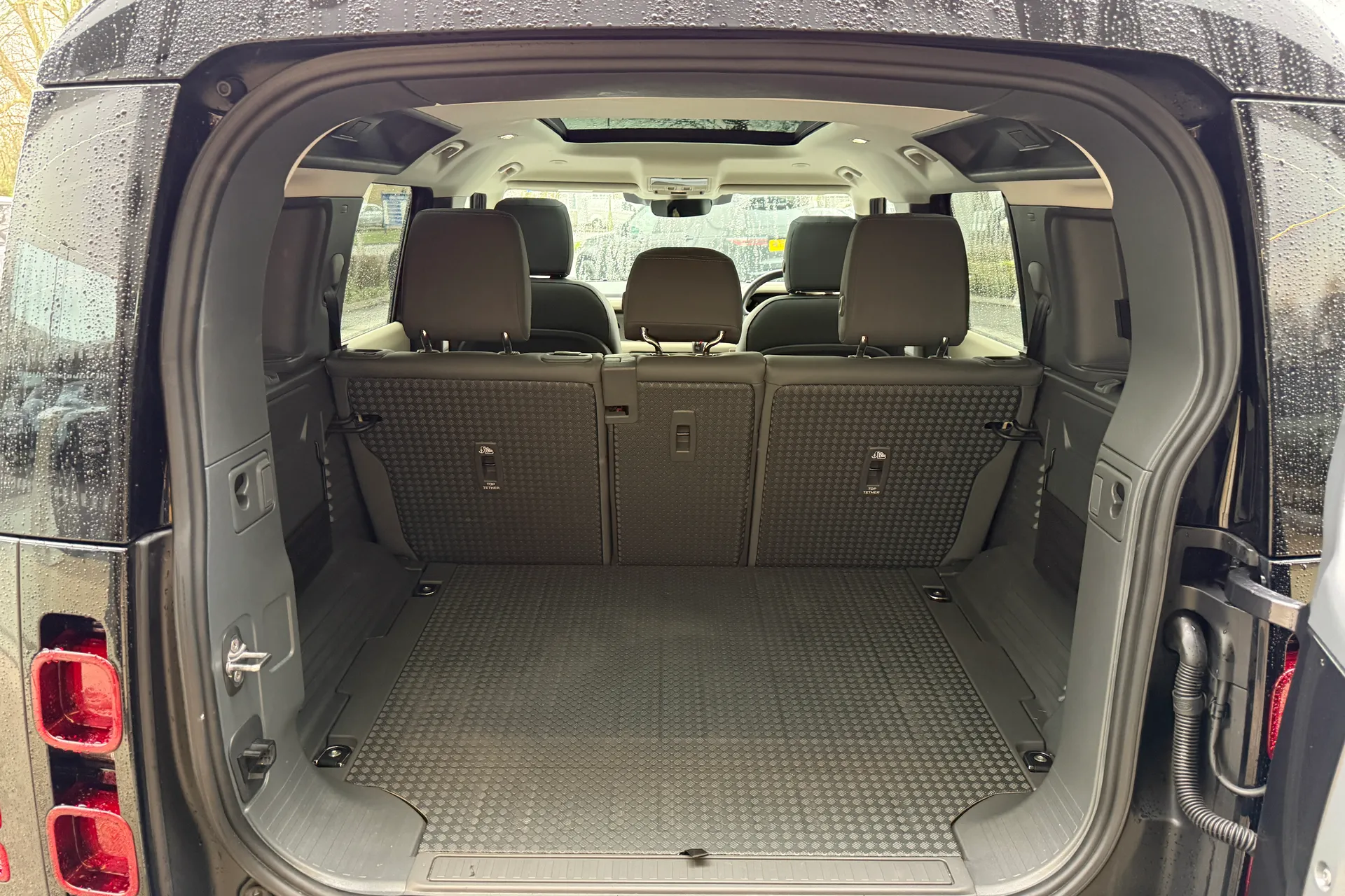 LAND ROVER DEFENDER thumbnail image number 40