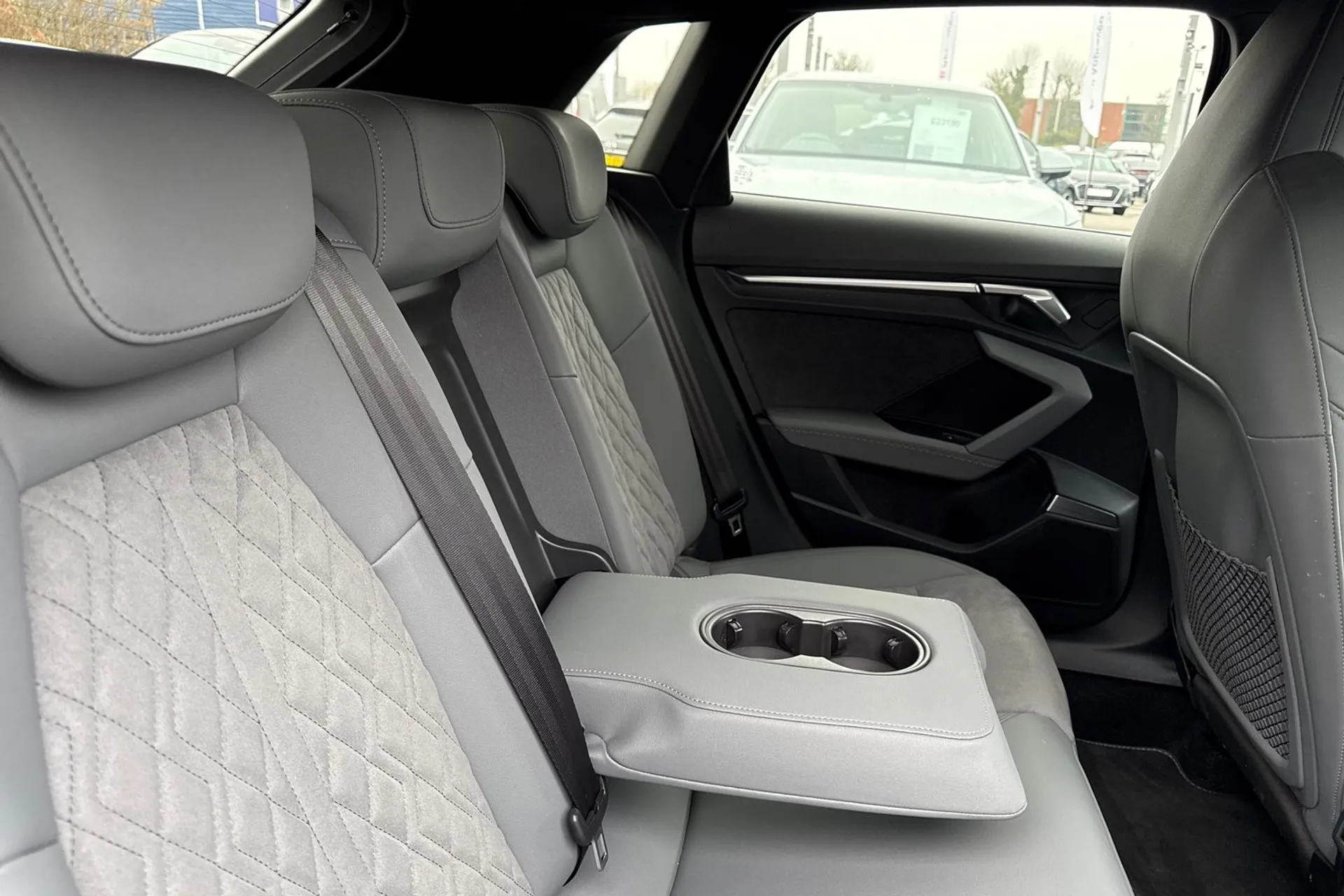 Audi A3 thumbnail image number 42