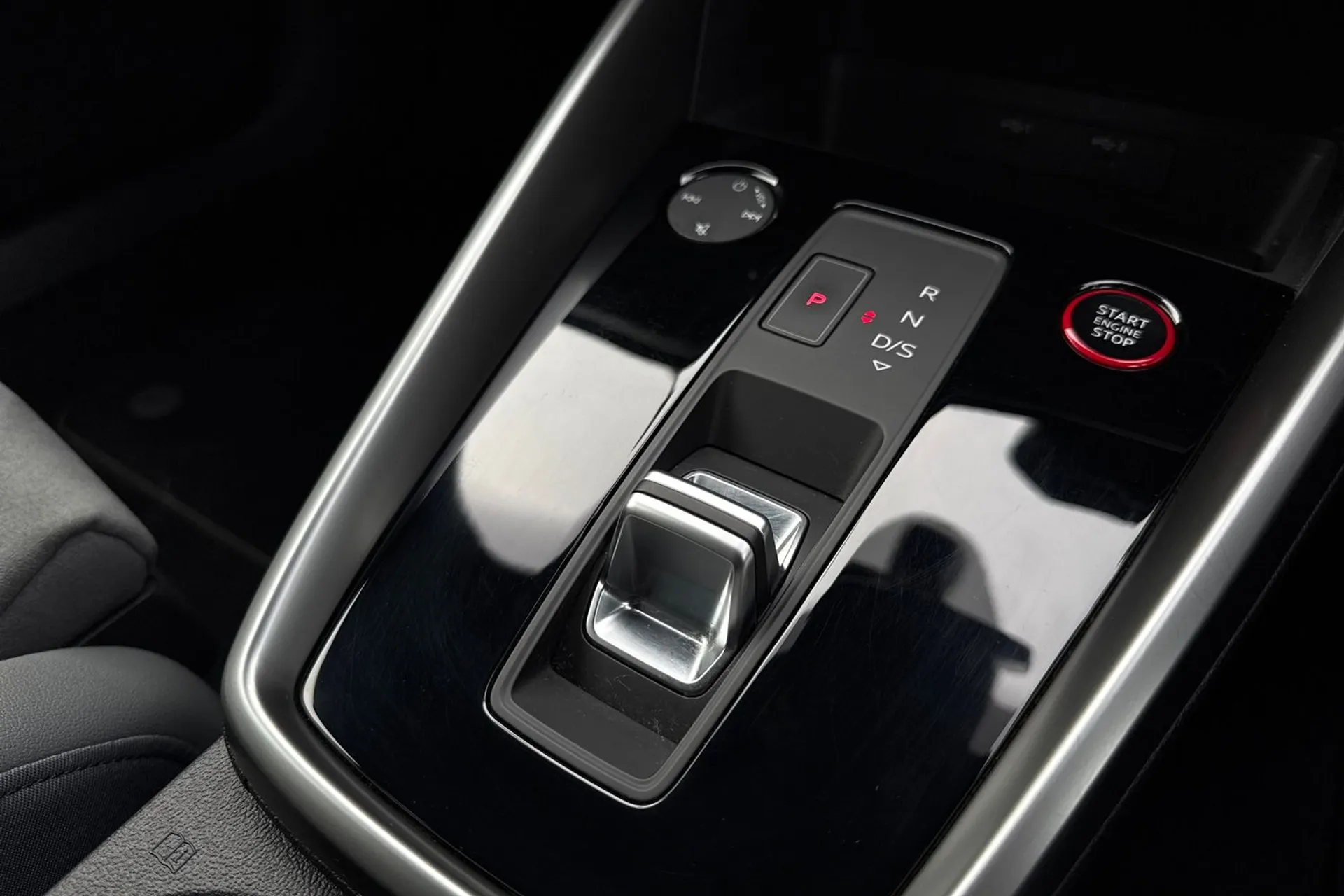 Audi A3 thumbnail image number 29