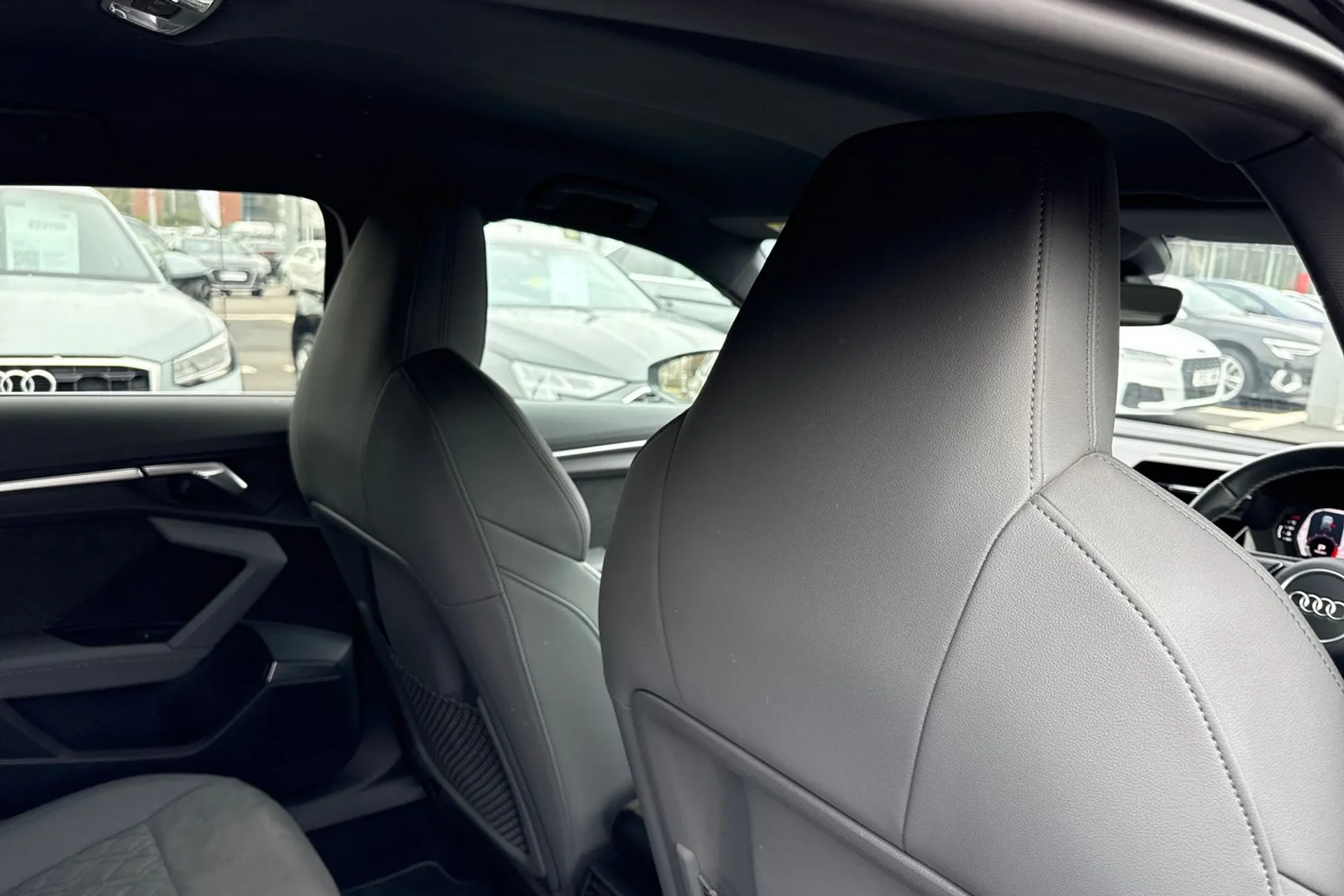 Audi A3 thumbnail image number 43