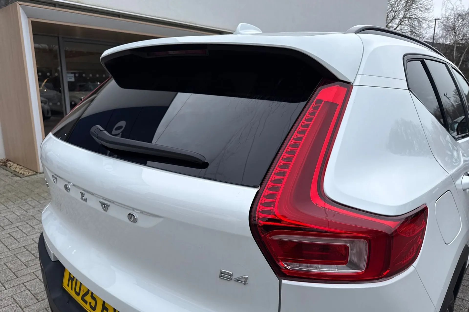 Volvo XC40 thumbnail image number 15