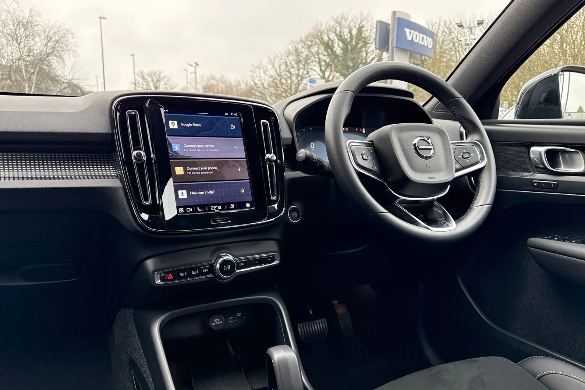 Volvo XC40 thumbnail image number 34