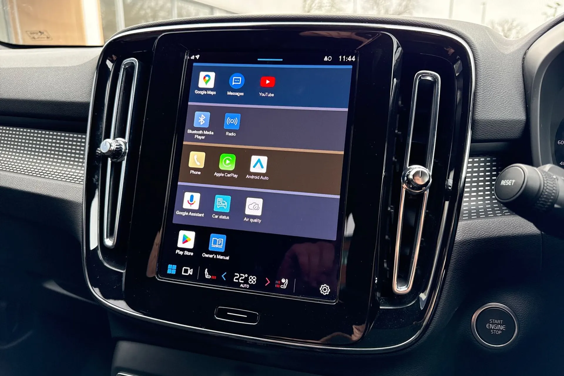 Volvo XC40 thumbnail image number 40