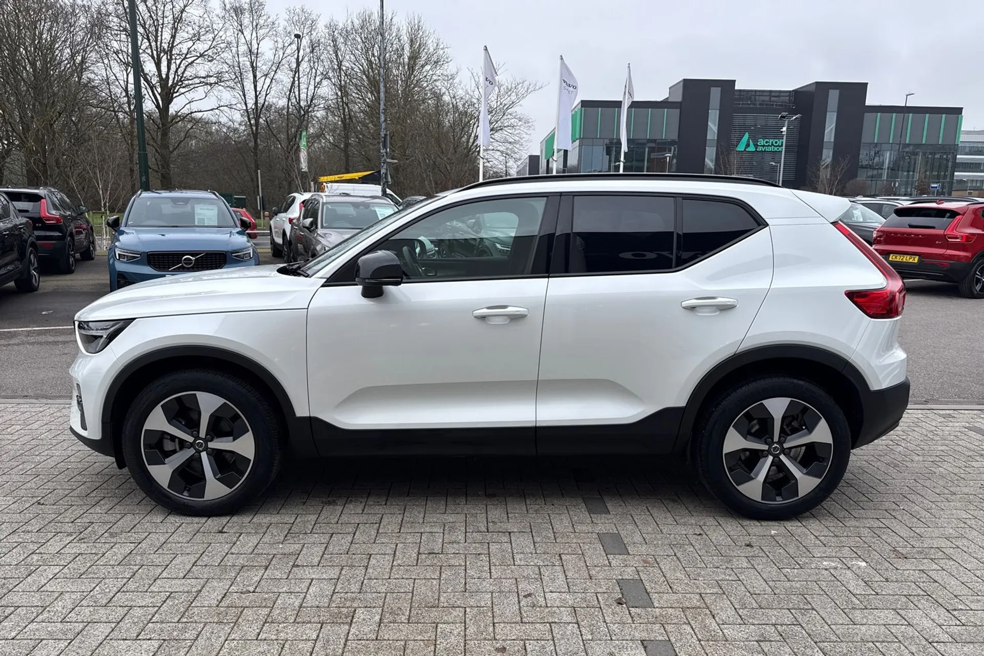 Volvo XC40 thumbnail image number 10