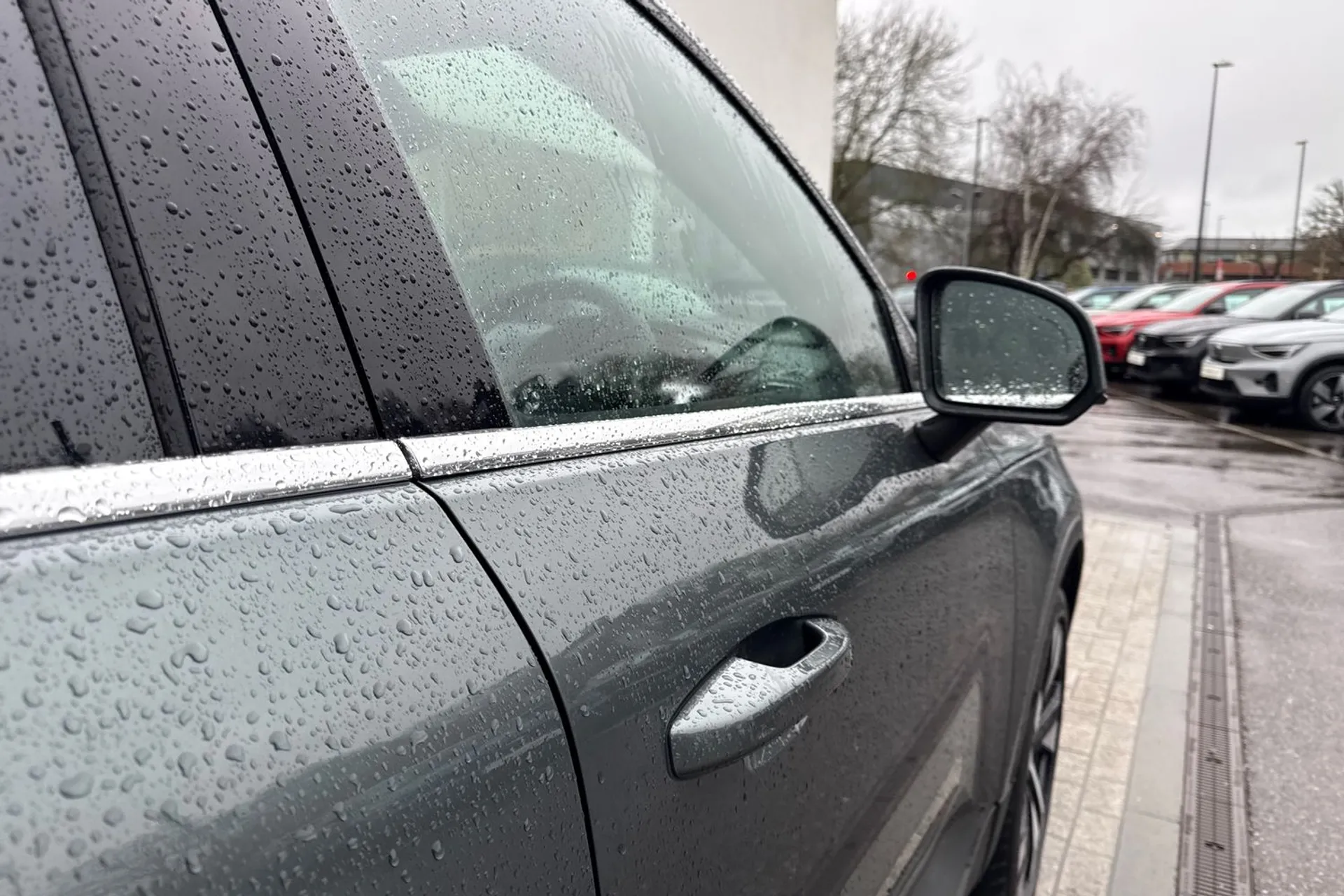 Volvo XC40 thumbnail image number 17