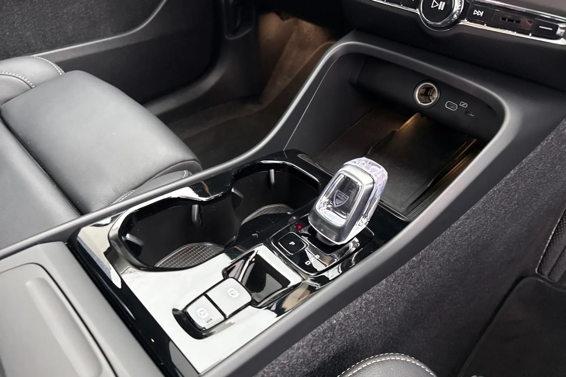 Volvo XC40 thumbnail image number 44