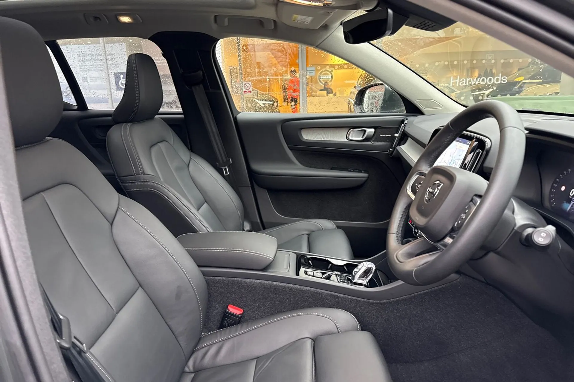 Volvo XC40 thumbnail image number 26