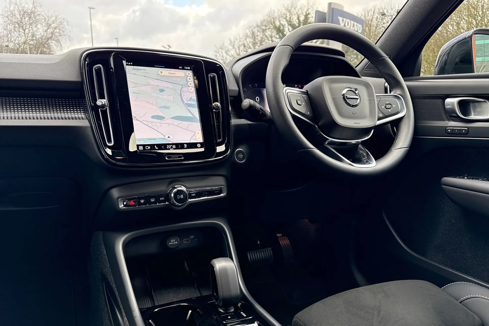 Volvo XC40 thumbnail image number 35