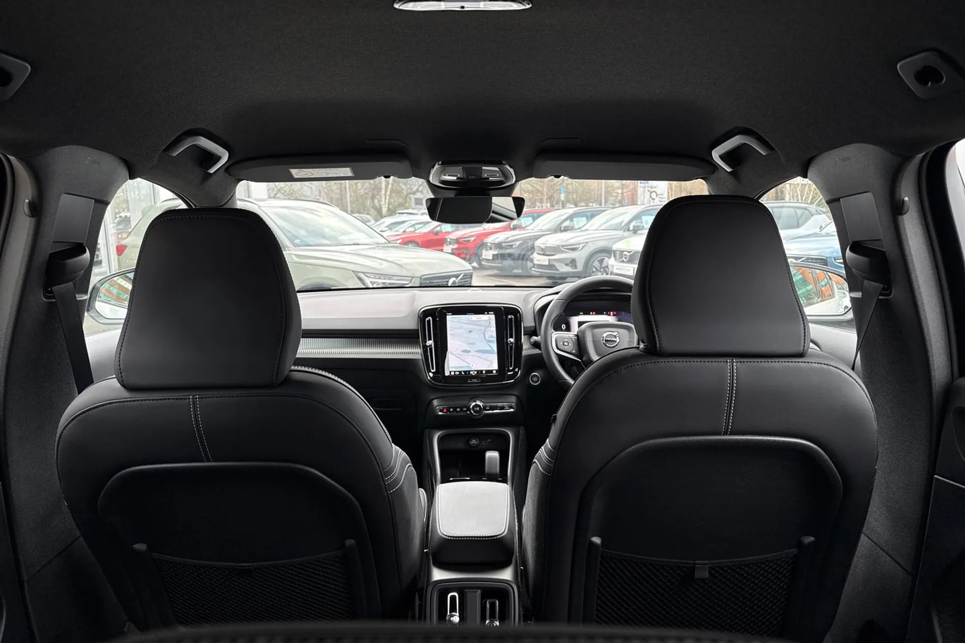 Volvo XC40 thumbnail image number 22