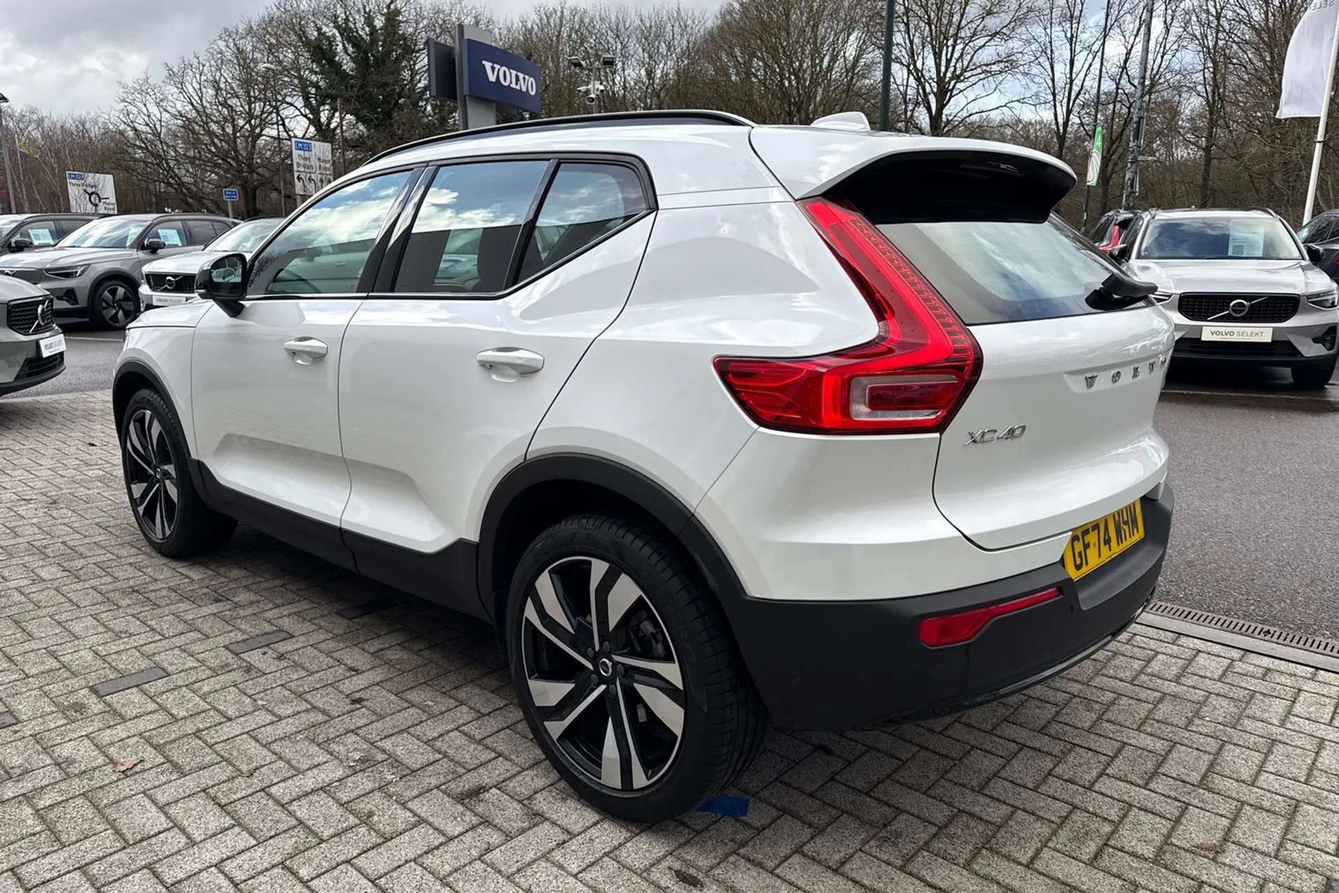 Volvo XC40 thumbnail image number 10