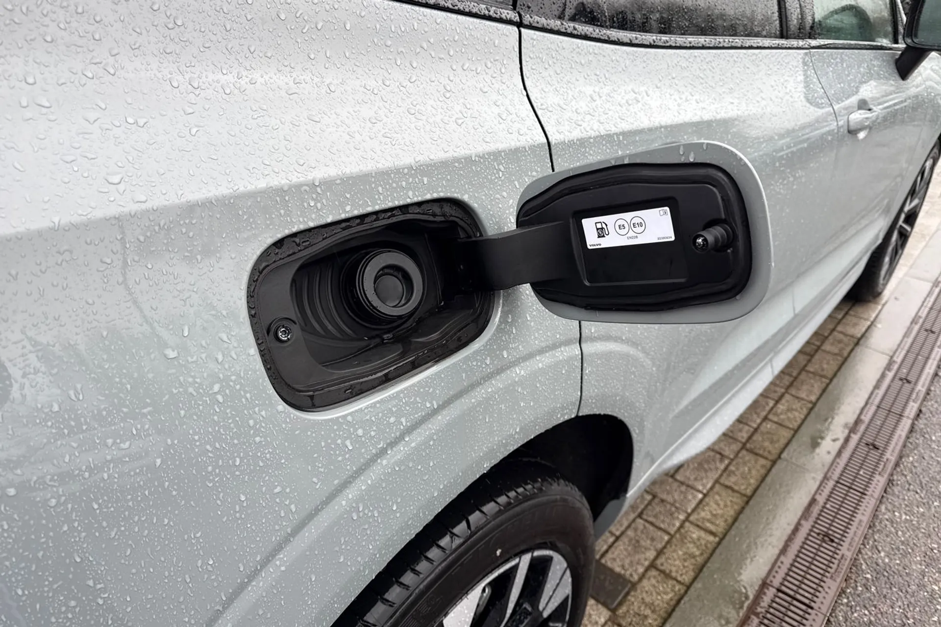 Volvo XC60 thumbnail image number 19