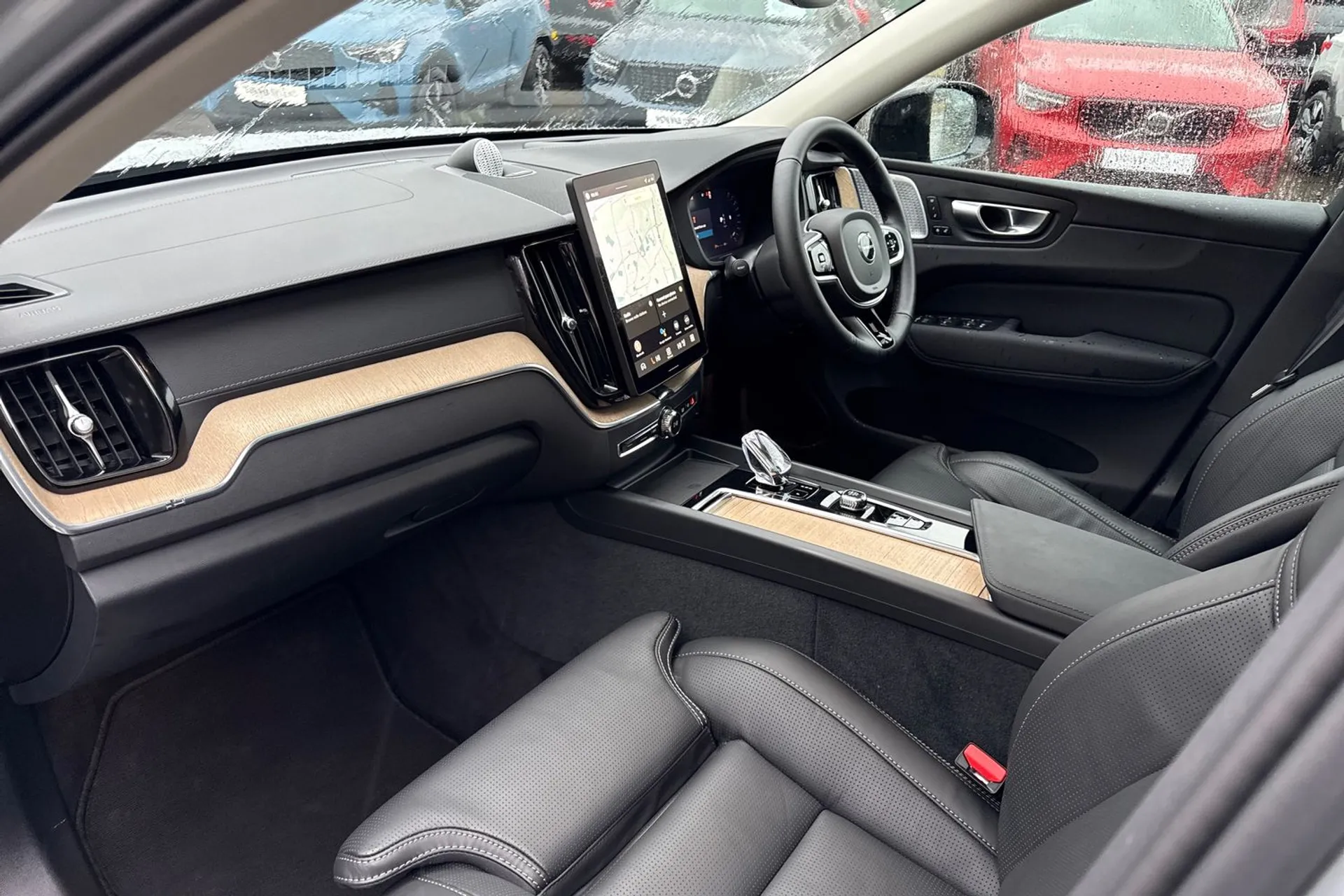 Volvo XC60 thumbnail image number 27