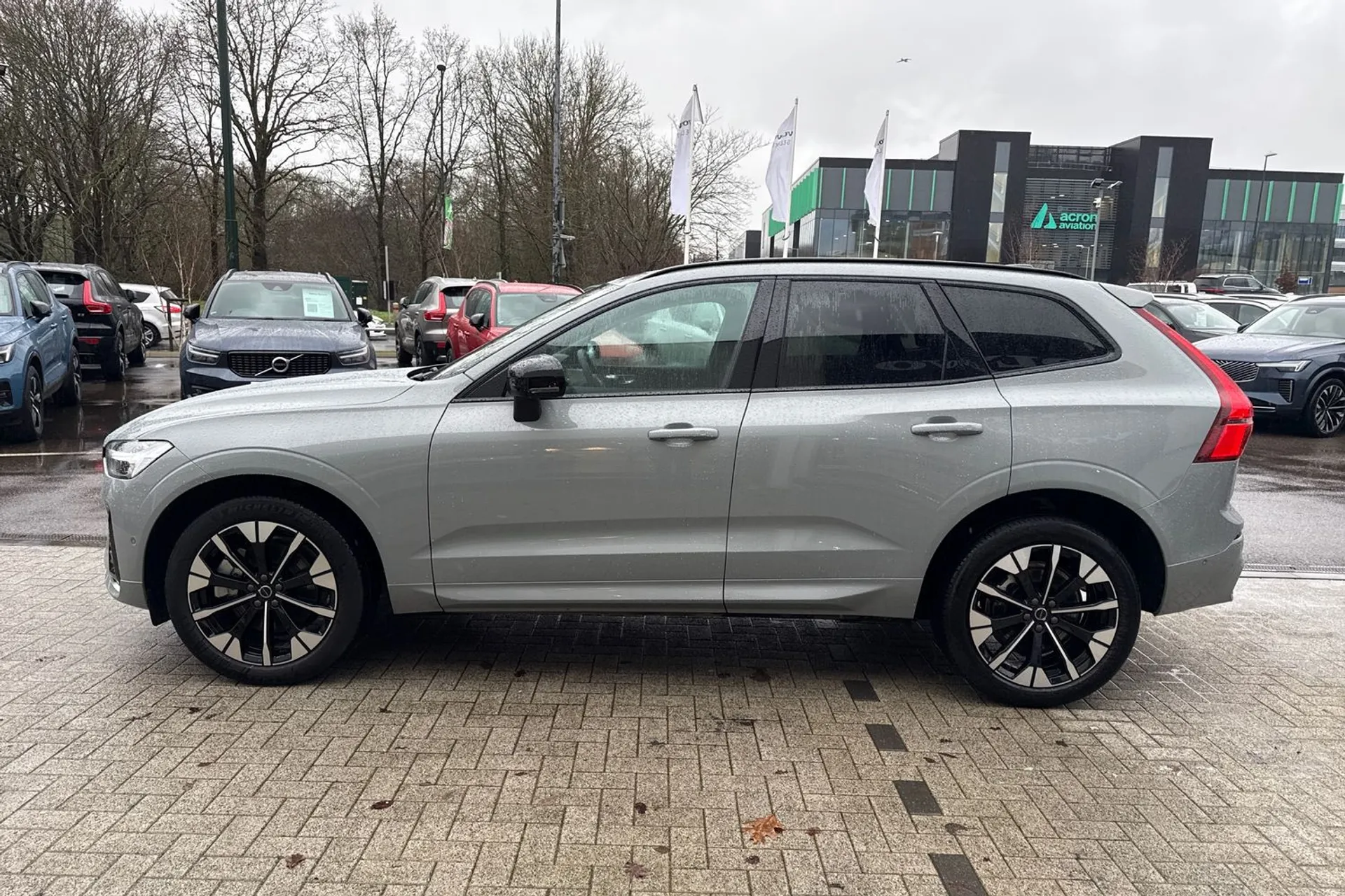 Volvo XC60 thumbnail image number 11