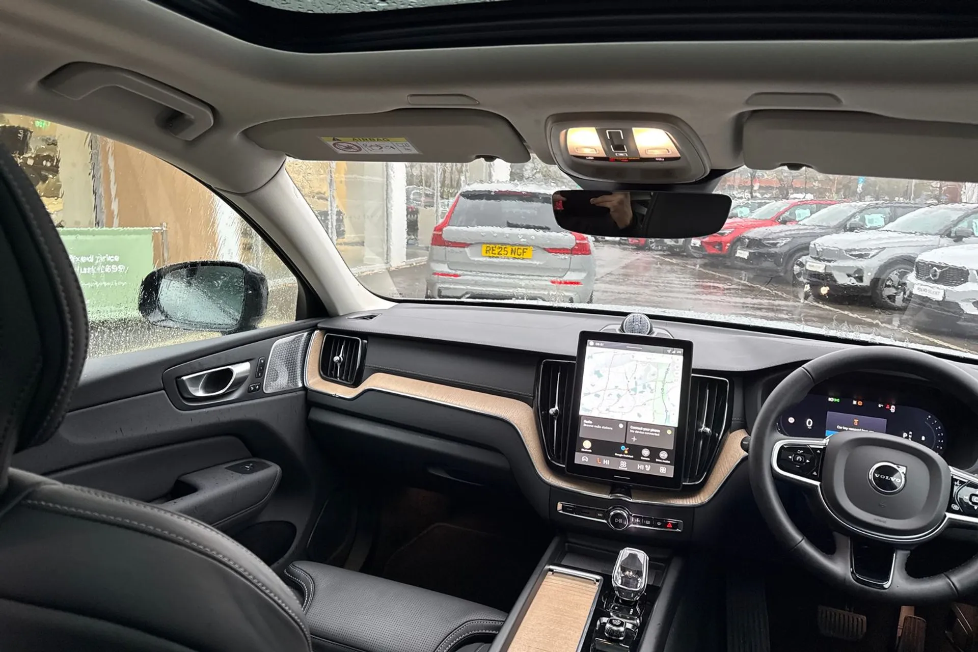 Volvo XC60 thumbnail image number 32