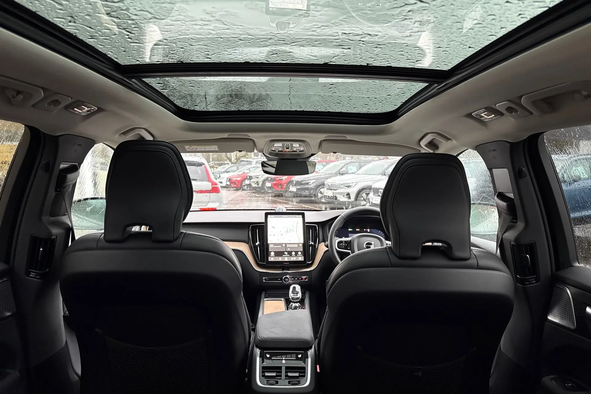 Volvo XC60 thumbnail image number 22