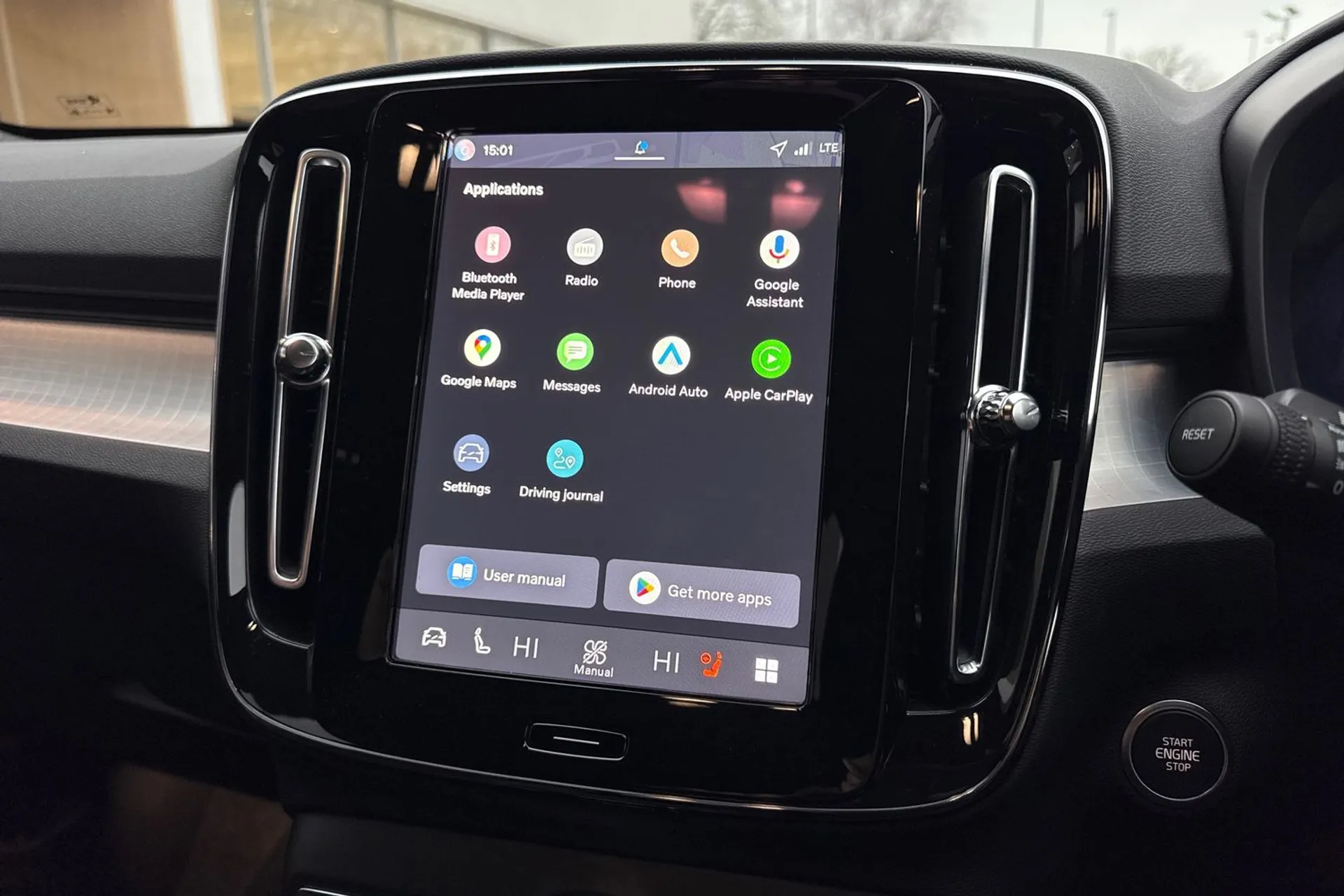 Volvo XC40 thumbnail image number 40