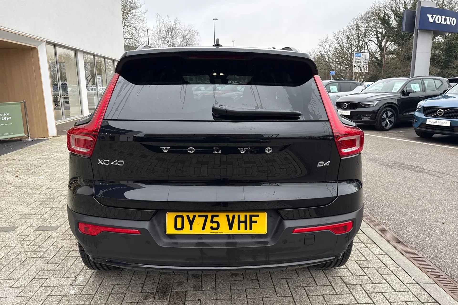 Volvo XC40 thumbnail image number 9