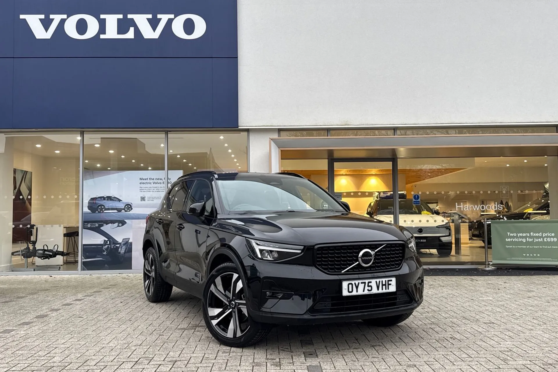 Volvo XC40 focused image
