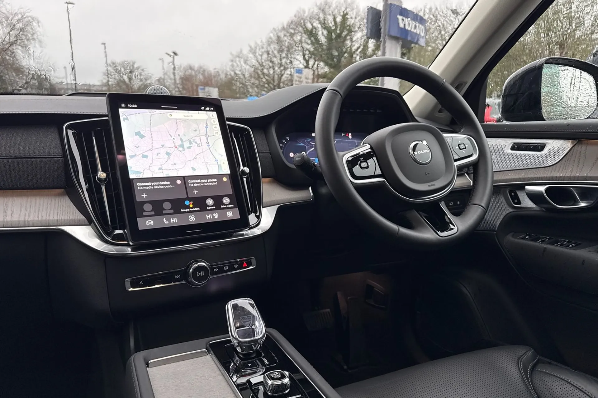 Volvo XC90 thumbnail image number 36