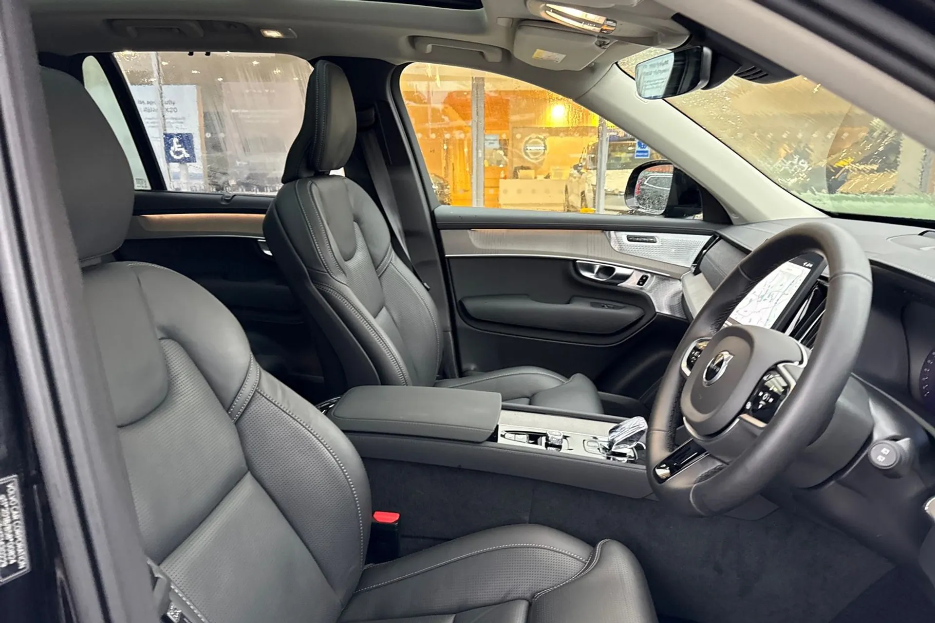 Volvo XC90 thumbnail image number 27