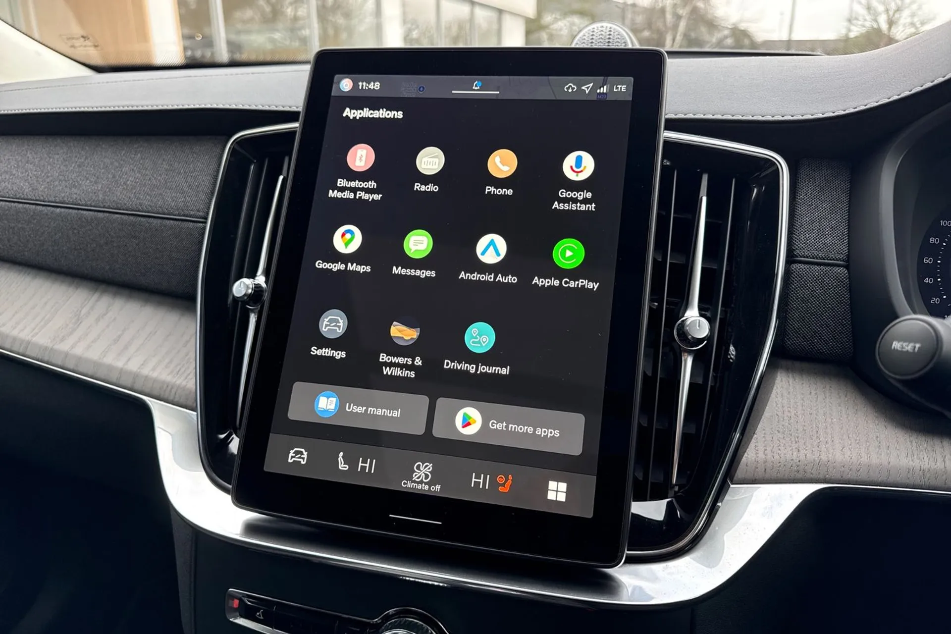 Volvo XC90 thumbnail image number 43