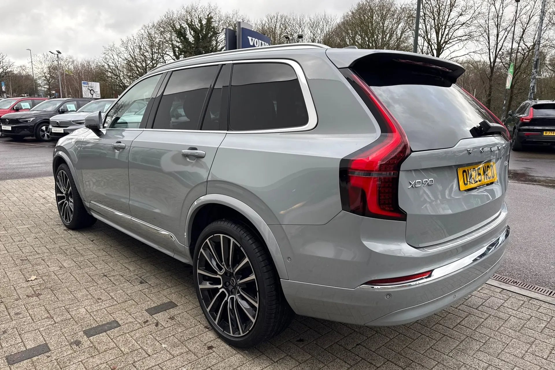 Volvo XC90 thumbnail image number 12