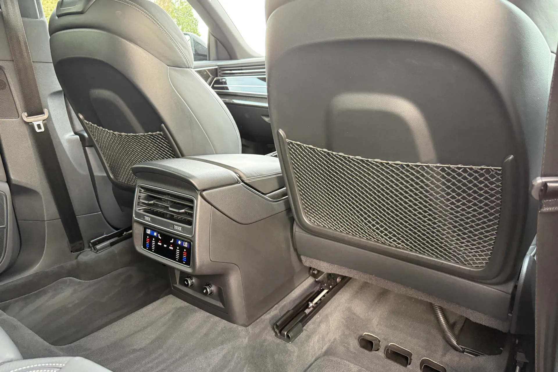 Audi Q8 thumbnail image number 52