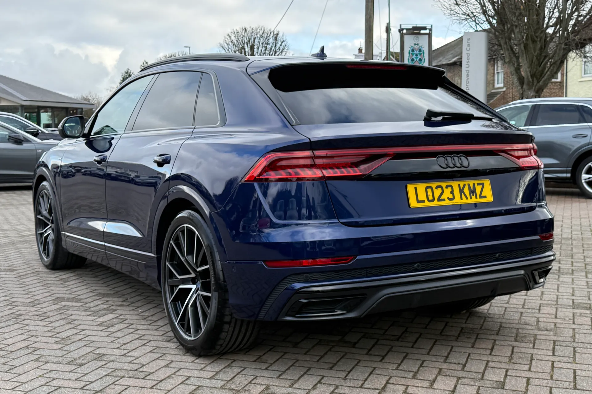 Audi Q8 thumbnail image number 38