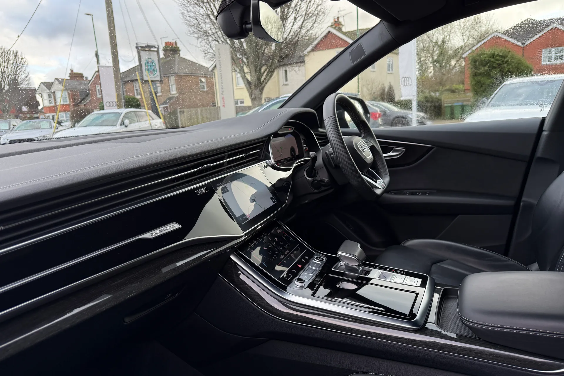 Audi Q8 thumbnail image number 33