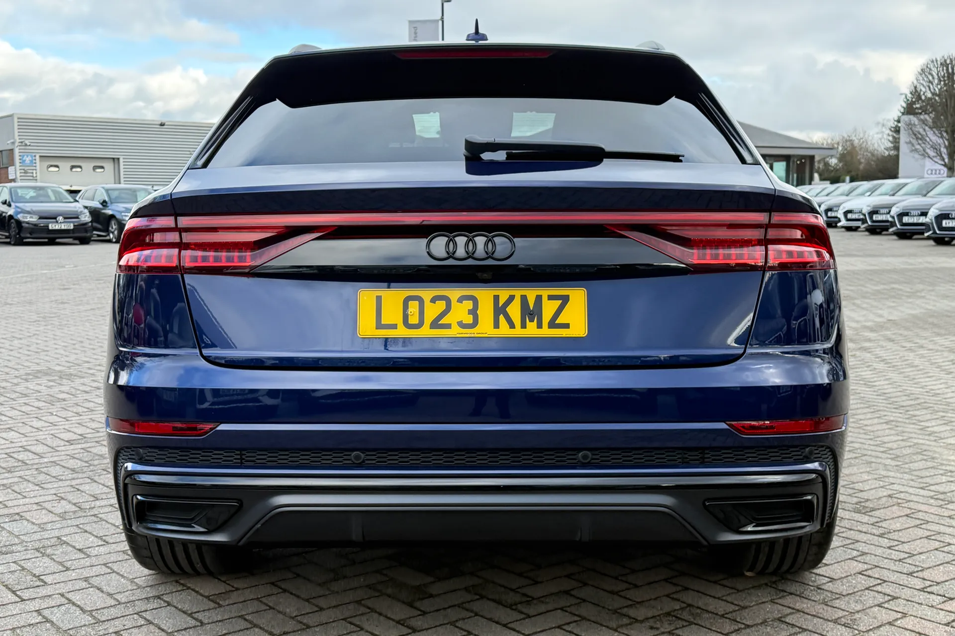 Audi Q8 thumbnail image number 37