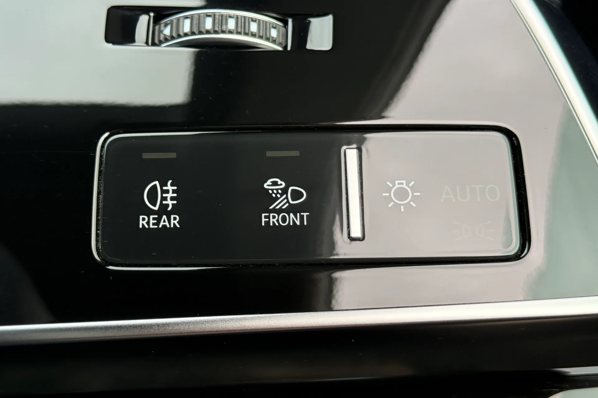 Audi Q8 thumbnail image number 27