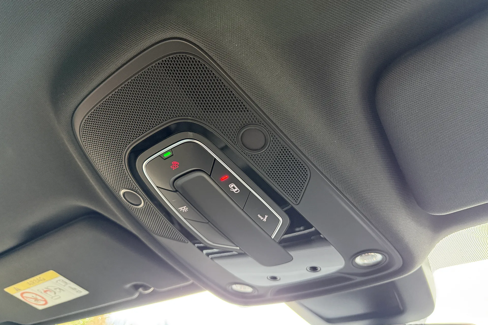 Audi Q8 thumbnail image number 24