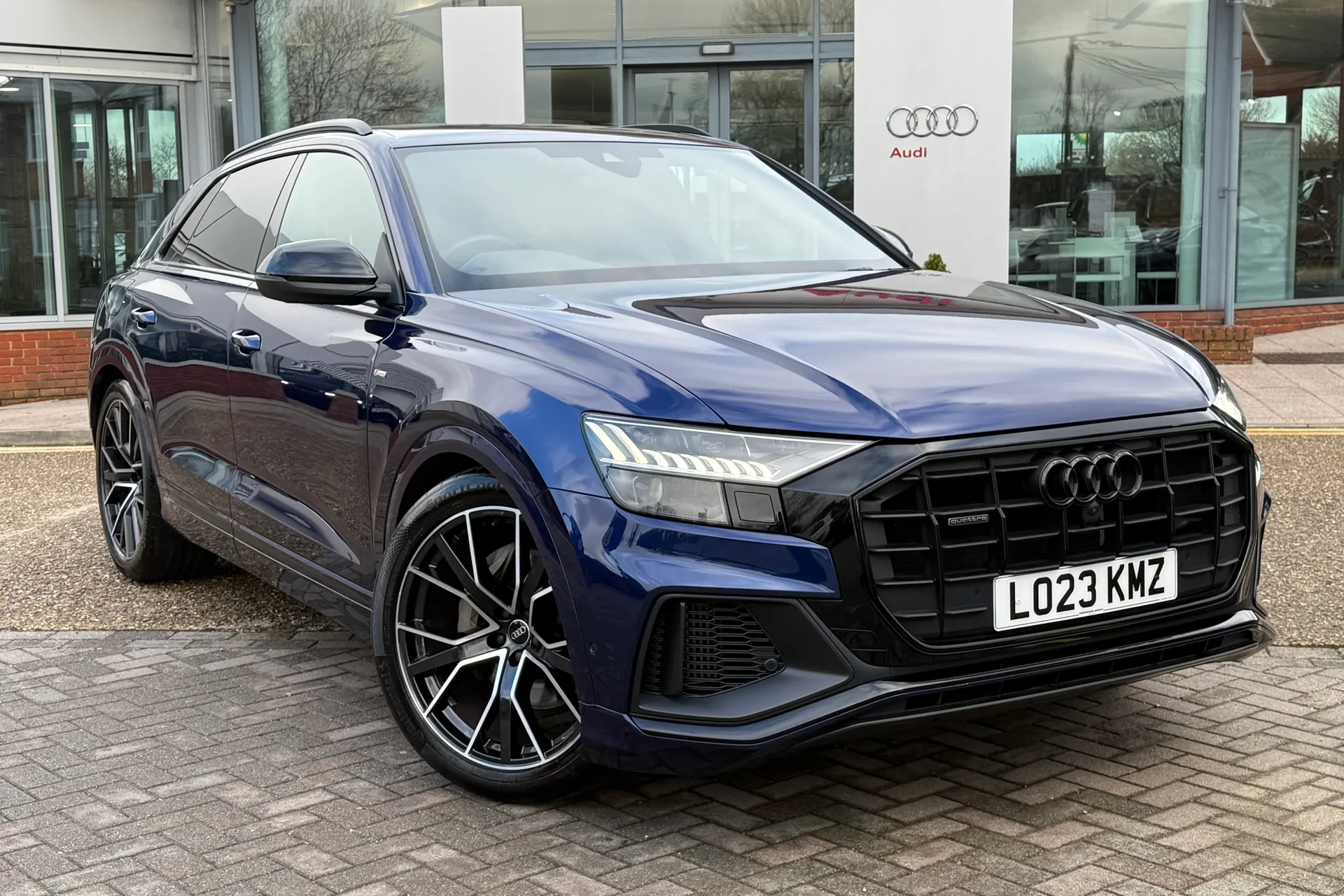 Audi Q8 thumbnail image number 28