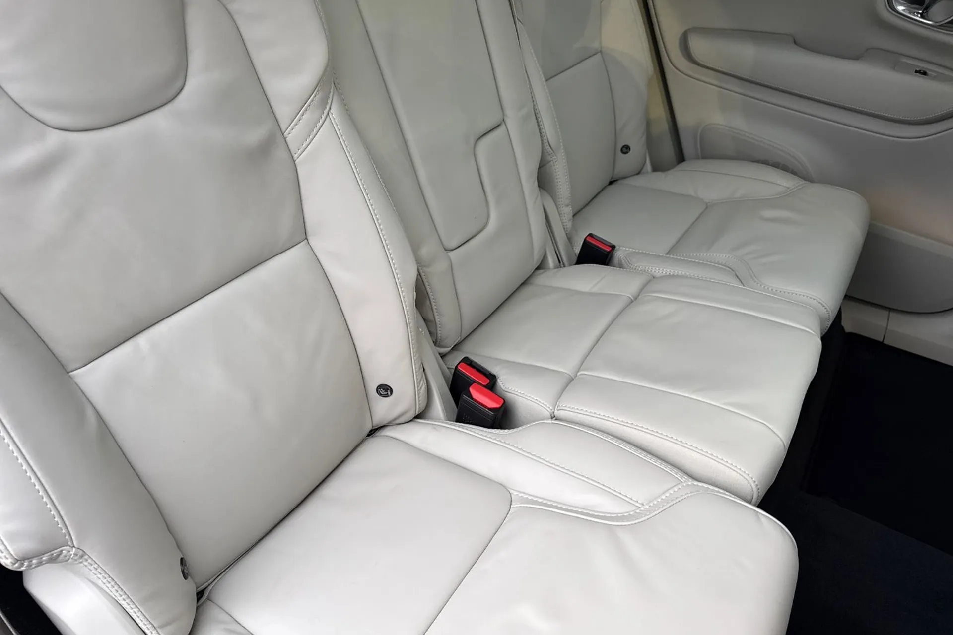 Volvo XC90 thumbnail image number 26