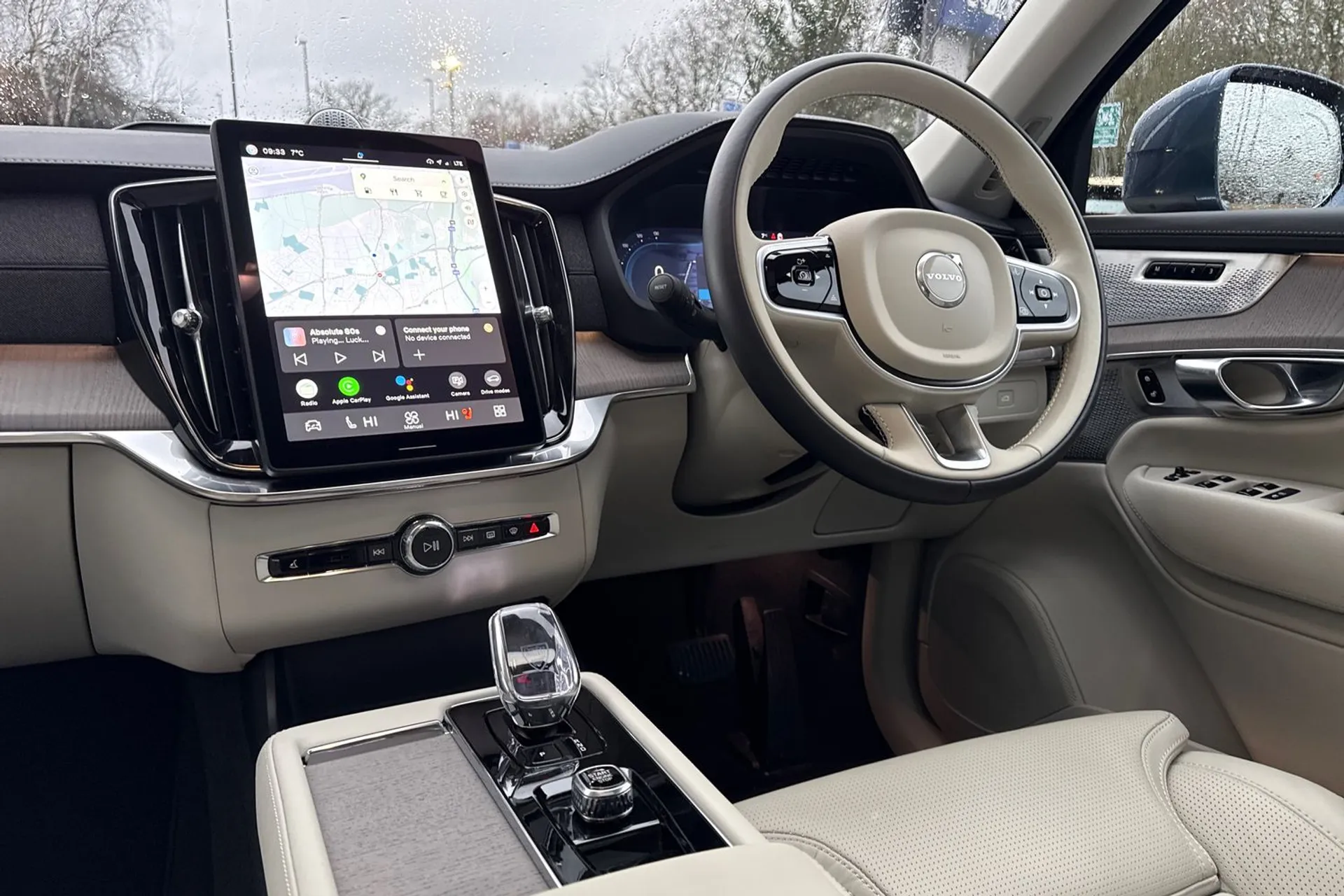 Volvo XC90 thumbnail image number 36