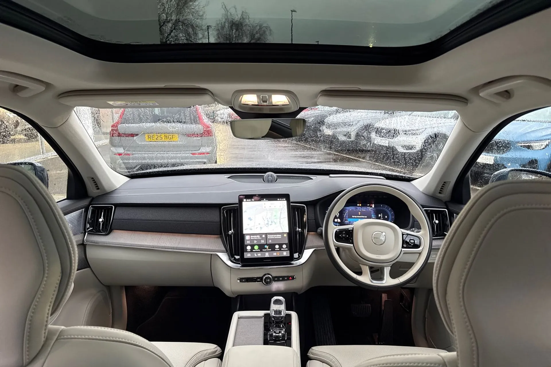 Volvo XC90 thumbnail image number 3