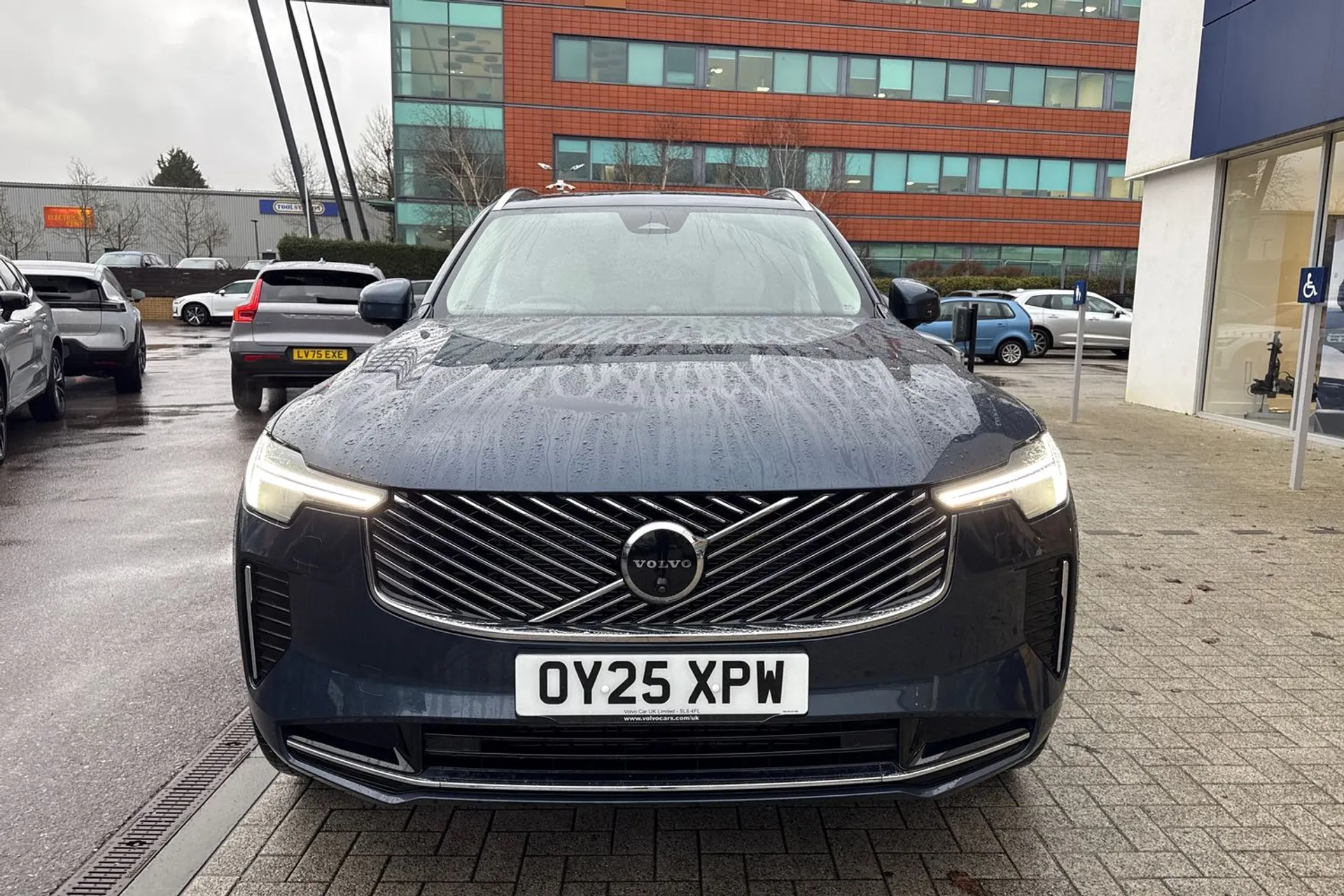 Volvo XC90 thumbnail image number 14