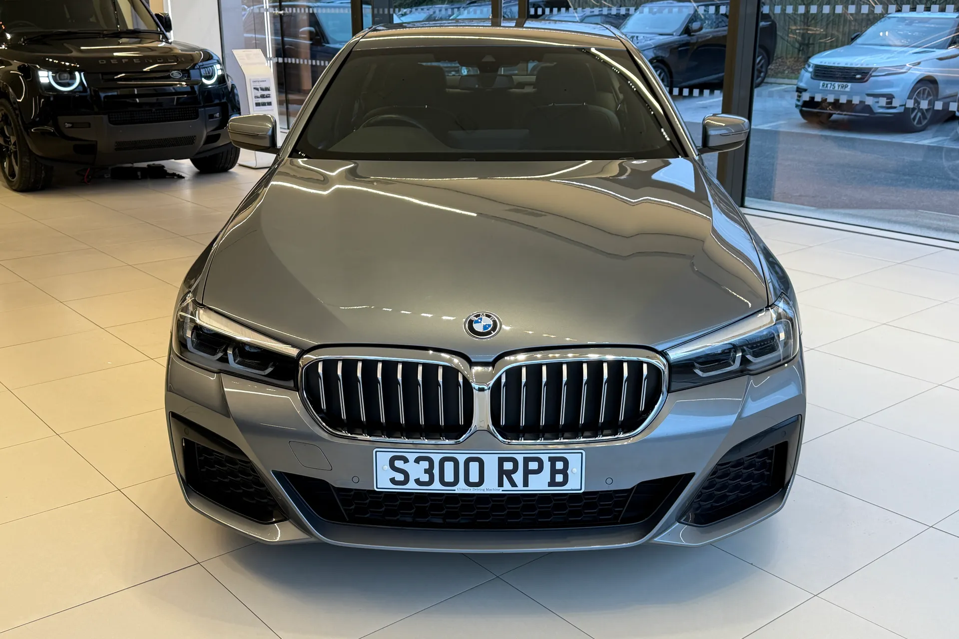 BMW 5 SERIES thumbnail image number 6