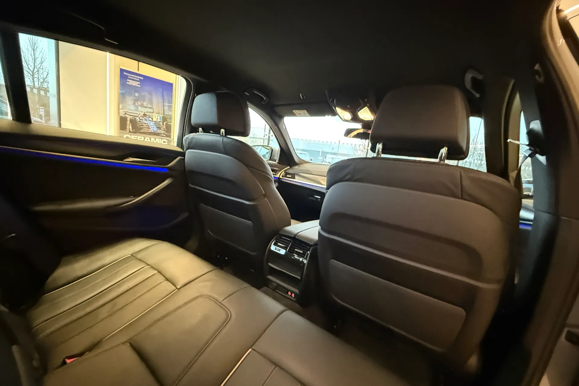 BMW 5 SERIES thumbnail image number 34