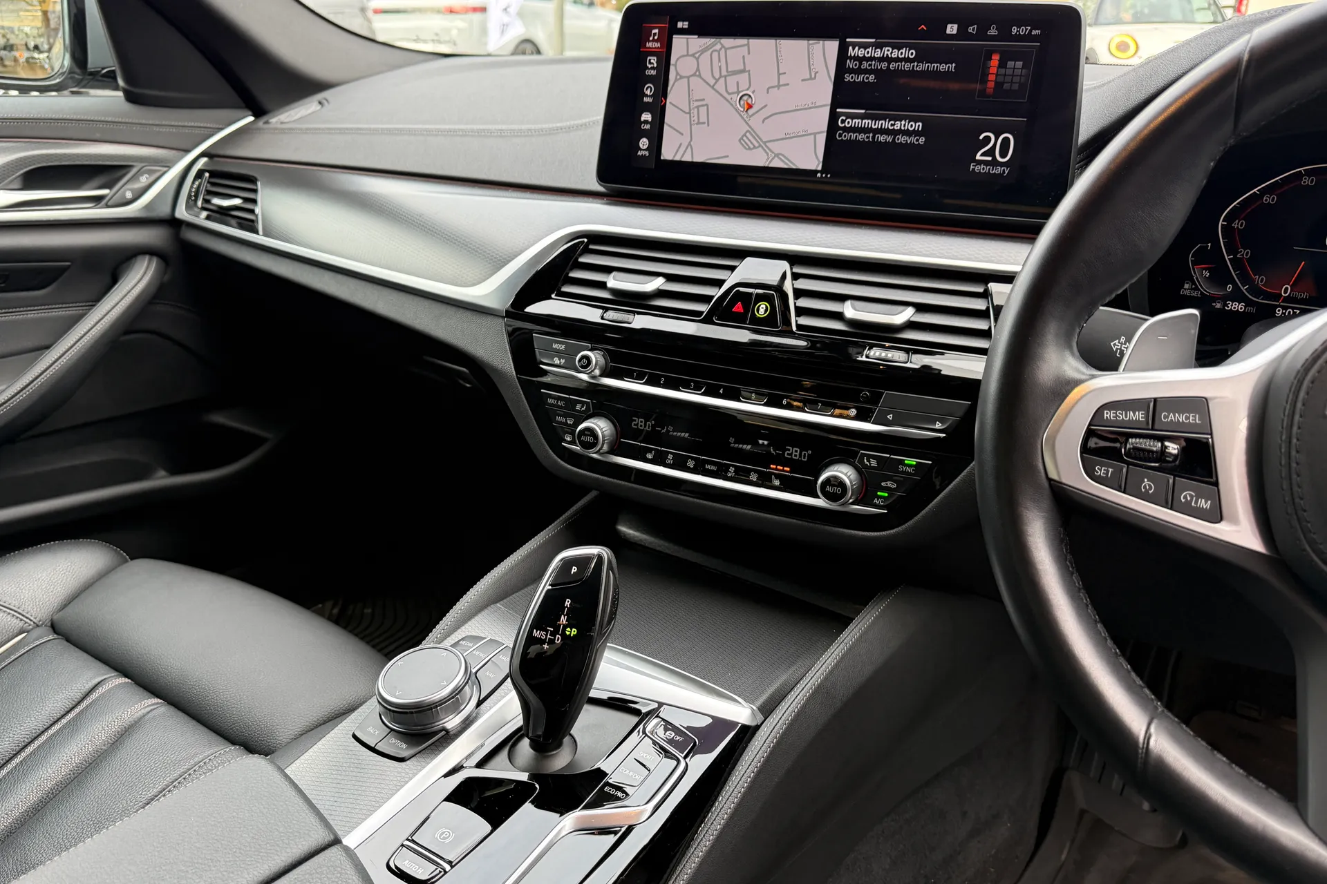 BMW 5 SERIES thumbnail image number 18