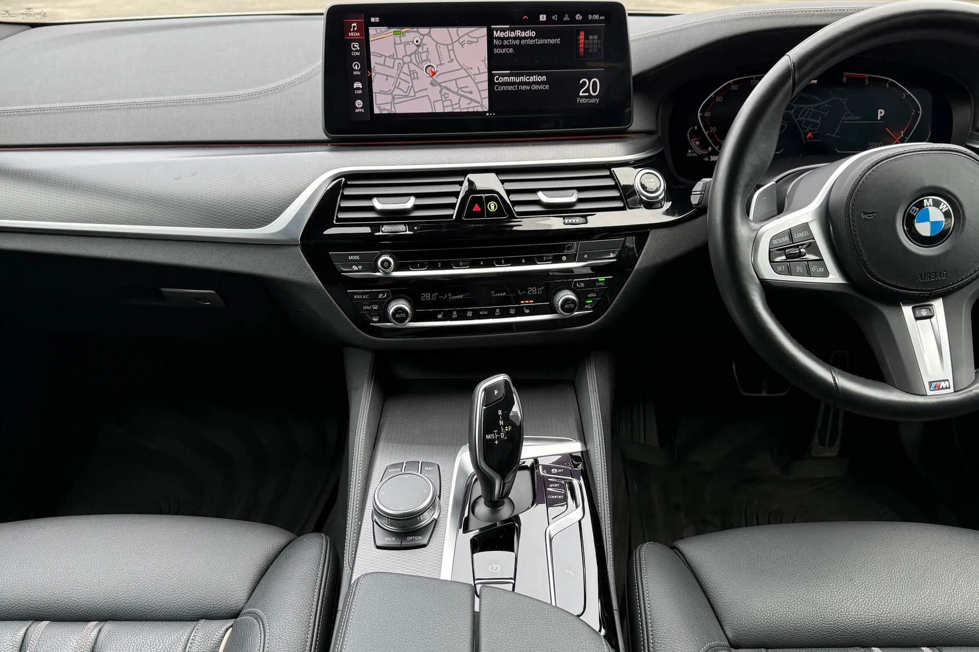 BMW 5 SERIES thumbnail image number 15