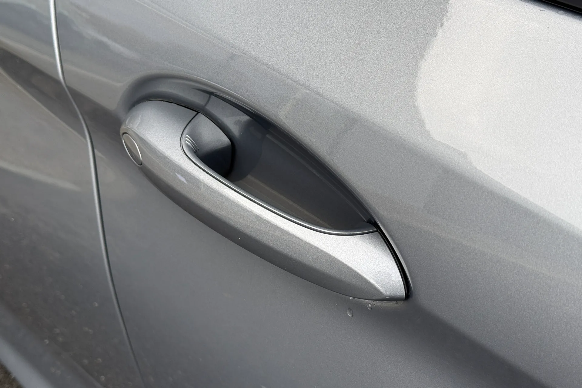 BMW 5 SERIES thumbnail image number 33