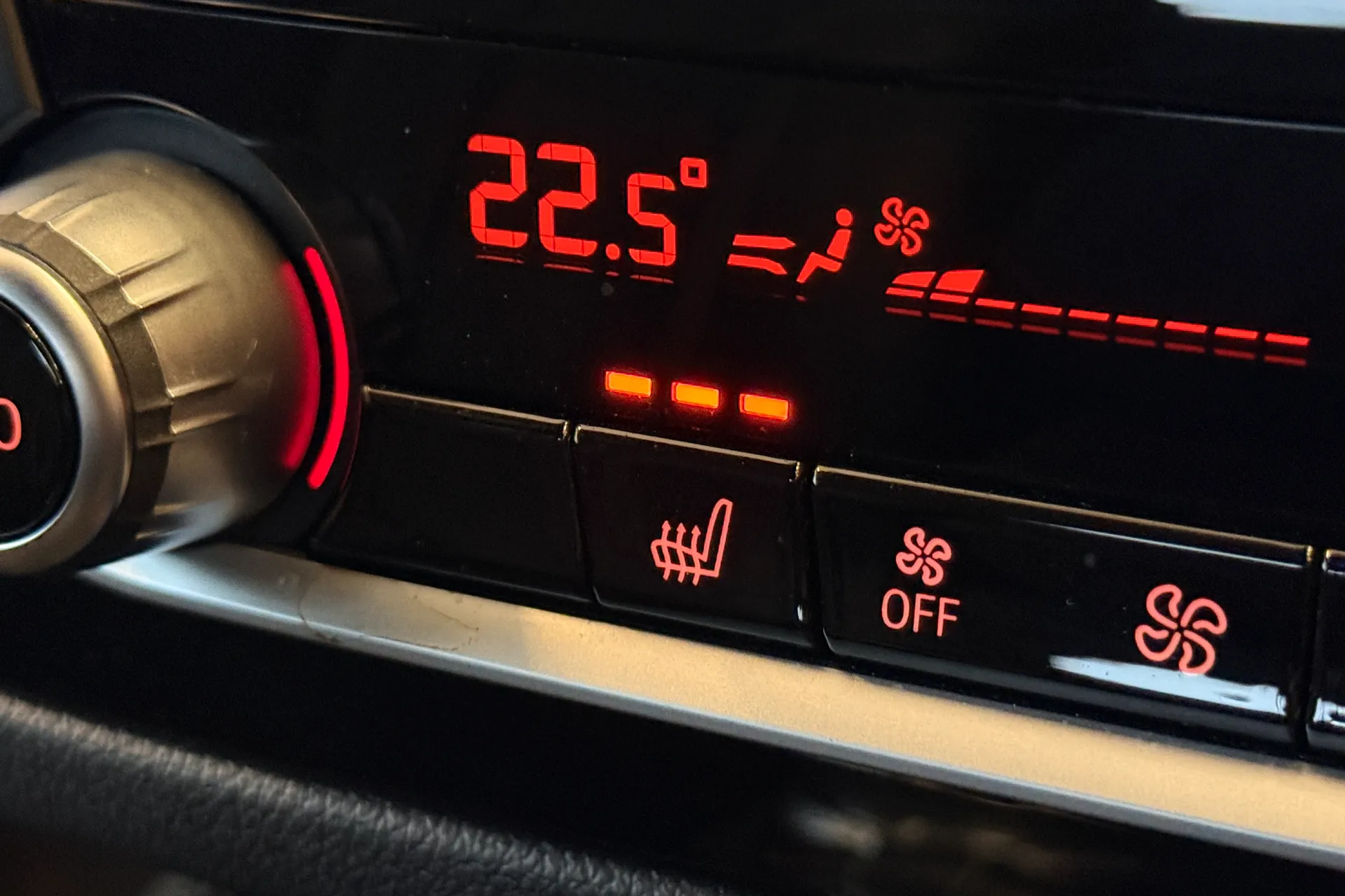 BMW 5 SERIES thumbnail image number 17