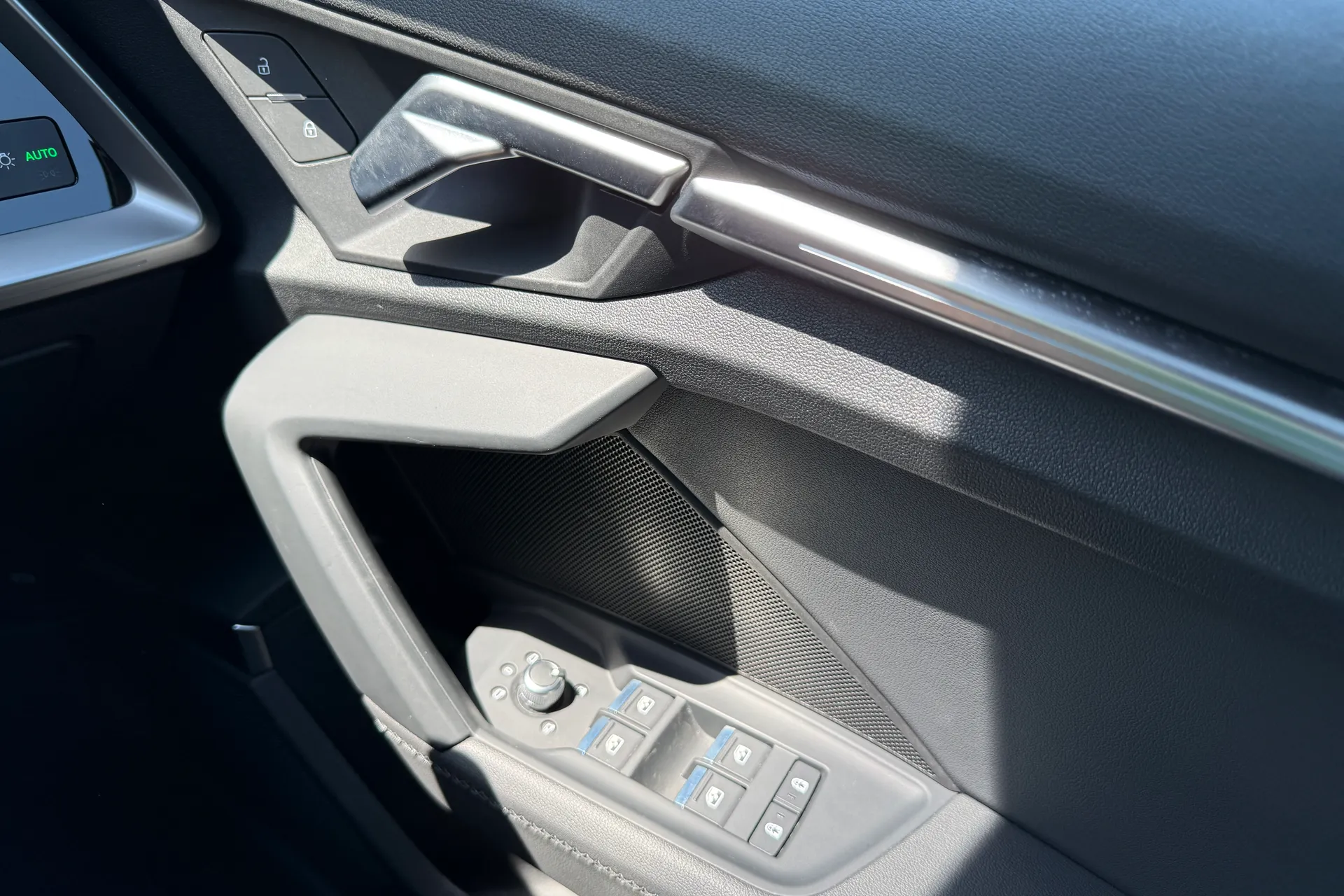 Audi A3 thumbnail image number 28