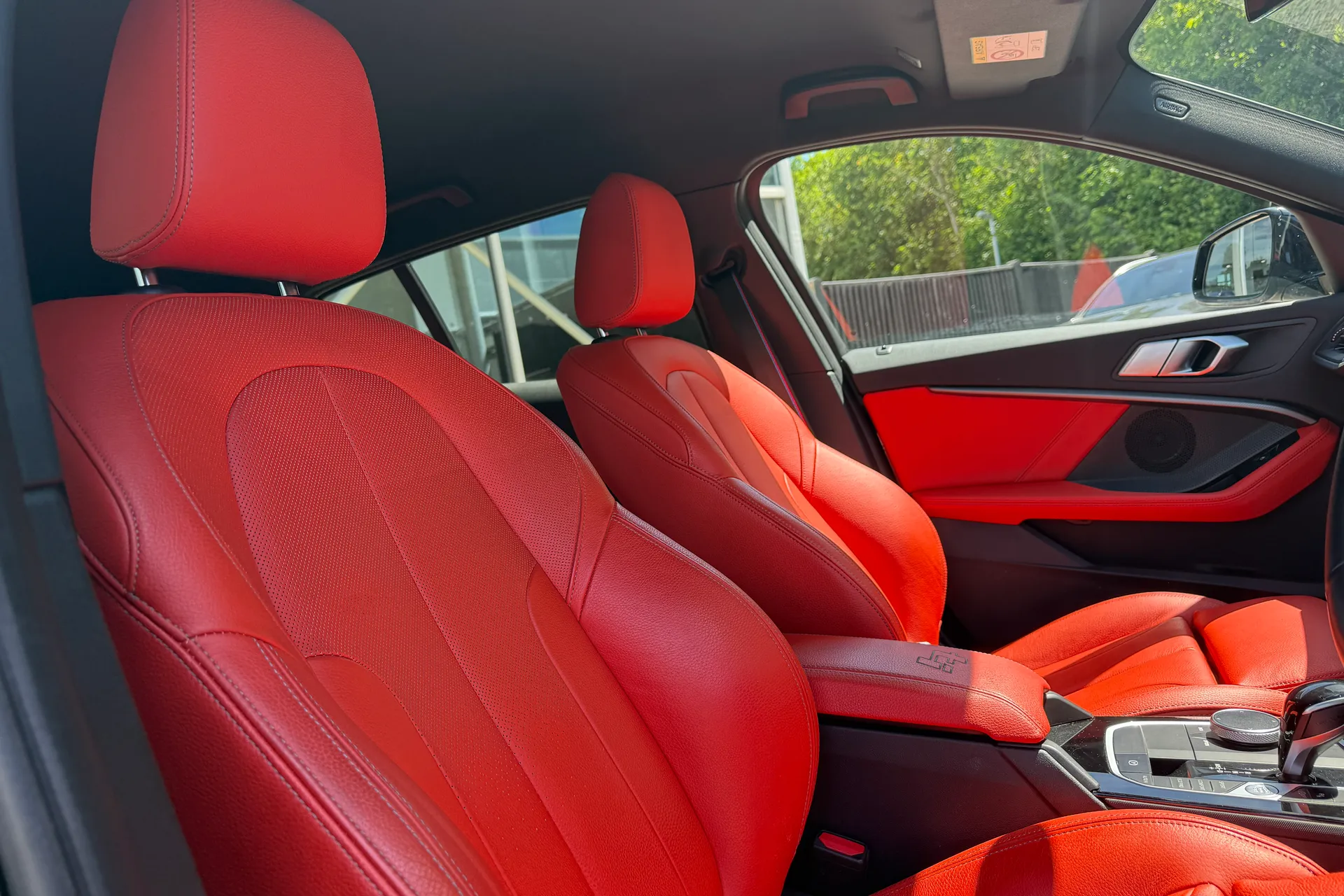 BMW 1 SERIES thumbnail image number 31