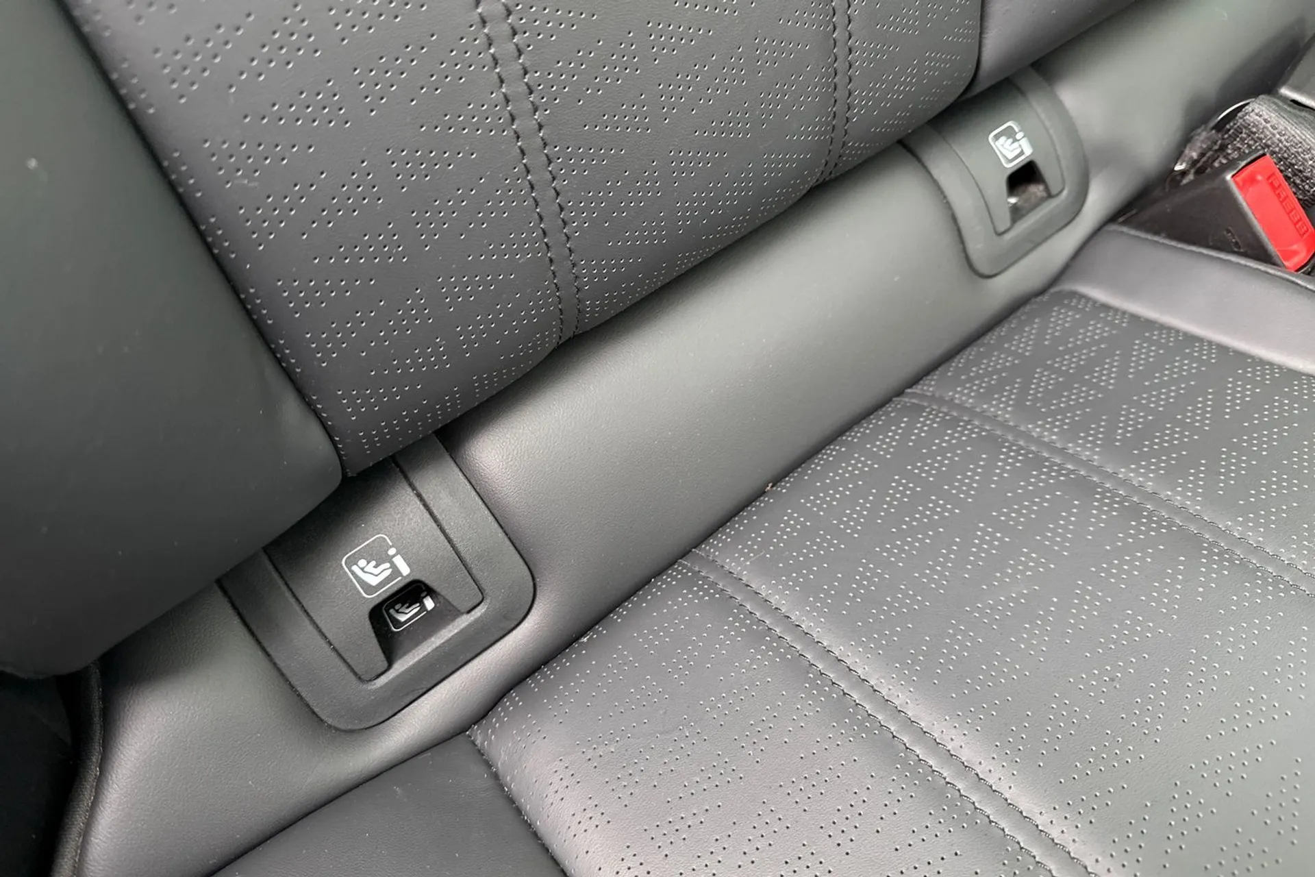 LAND ROVER RANGE ROVER EVOQUE thumbnail image number 38