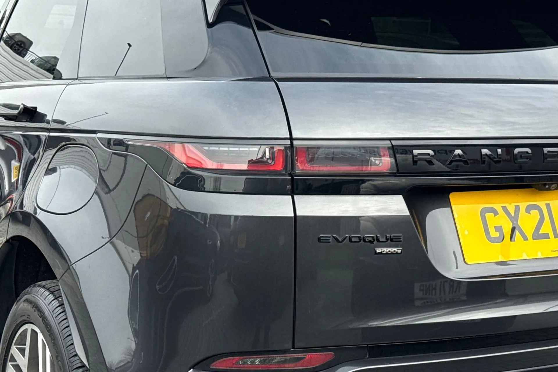 LAND ROVER RANGE ROVER EVOQUE thumbnail image number 30